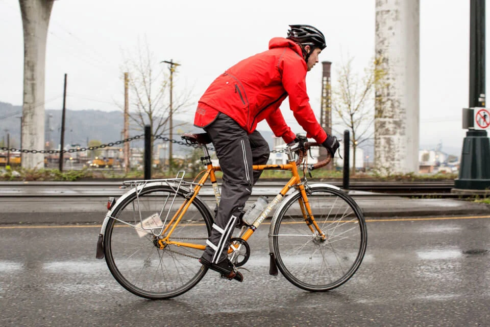 How to Ride in Rain Without Ruining Your Gear