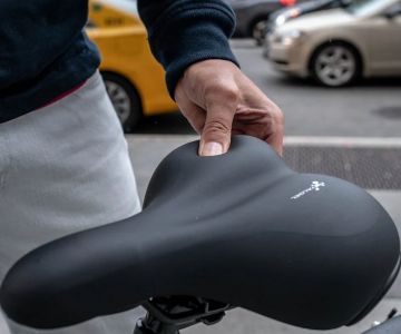 Choosing the Right Bike Saddle for Comfort: A Cyclist’s Guide