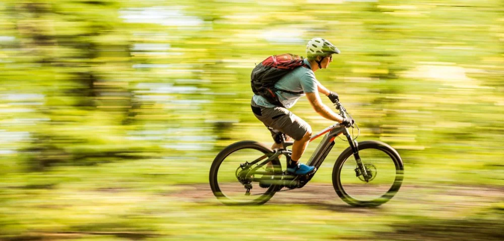 Cycling Guides & Tips | Best Bike Routes, Gear Reviews & Travel Advice