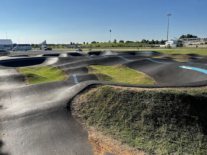 RIVERSPORT Trailhead Bike Park Picture 3