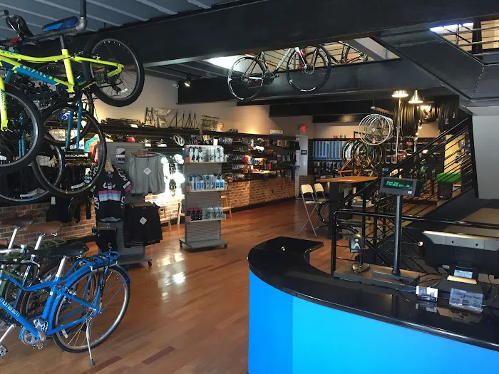 Twisted Cog Bike Shop Picture 4