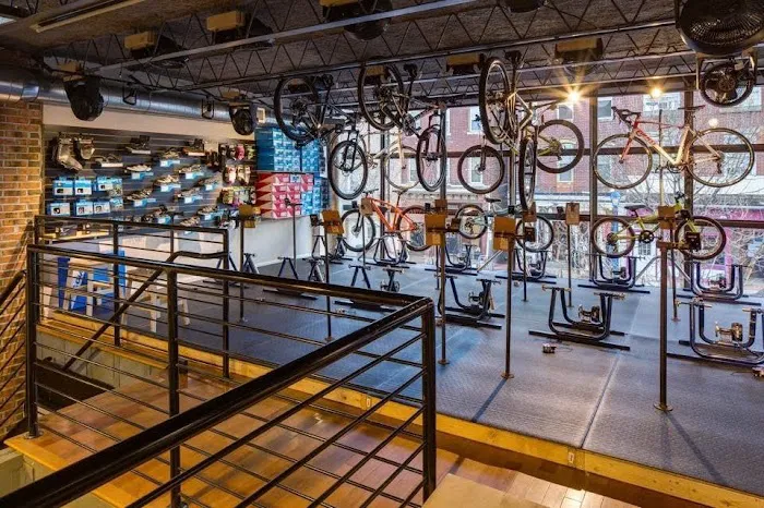 Twisted Cog Bike Shop Picture 7