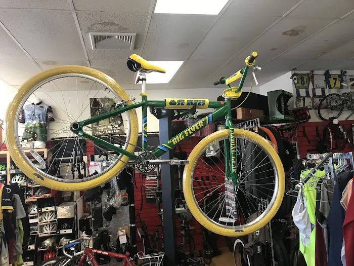 Pedaller Bike Shop Picture 3