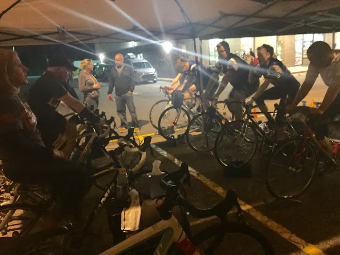Henry's Bicycle Shop Picture 2