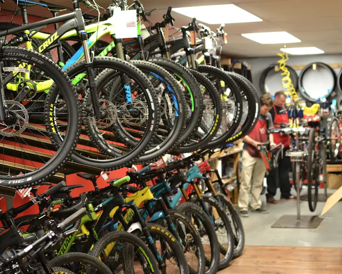 JB's Bike Shop Picture 3