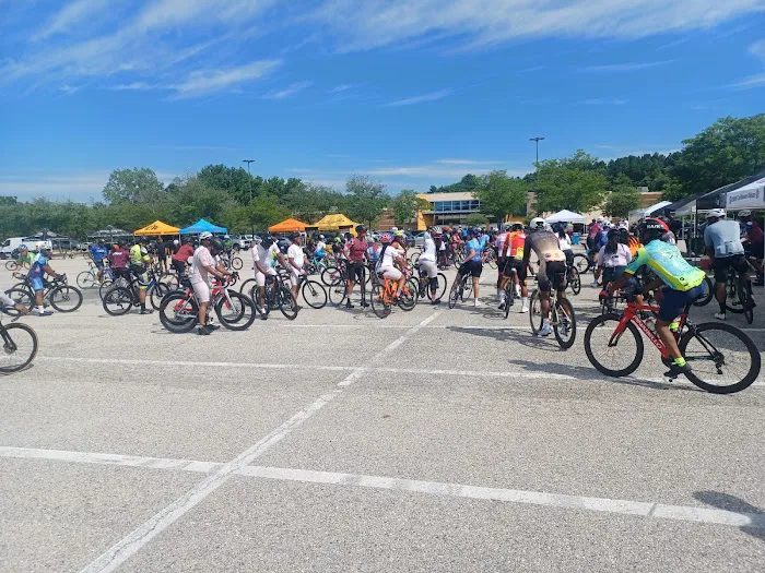 Velo Velo Cycling Club Stadium Picture 6