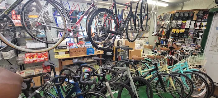Wheelfine Imports Pro Bike Shop Picture 5