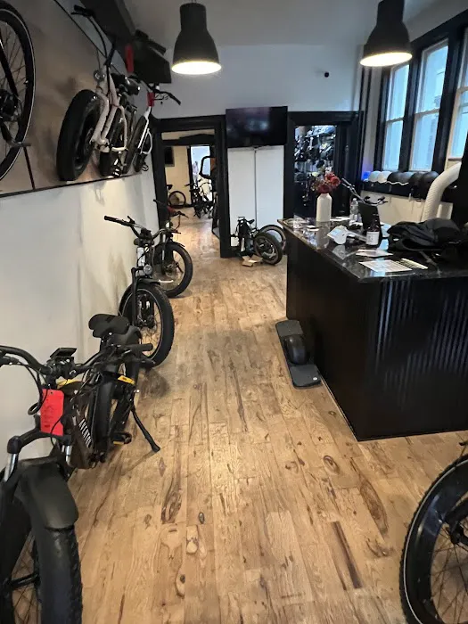 Let's Roll Electric Bike Shop Picture 8