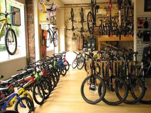 Cutters Bike Shop Picture 4