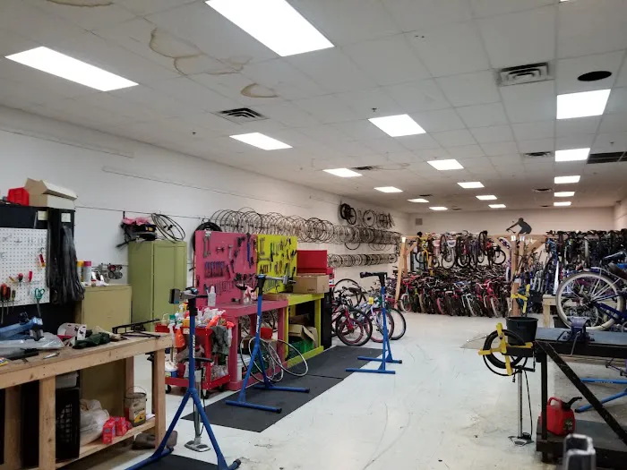 The Boys & Girls Club Bike Exchange Picture 6