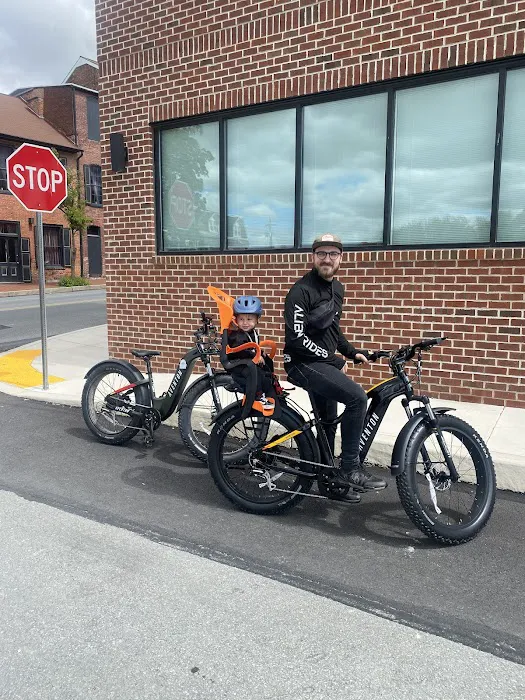 Let's Roll eBikes Picture 8