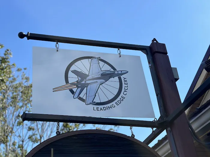 Leading Edge Cyclery Picture 5