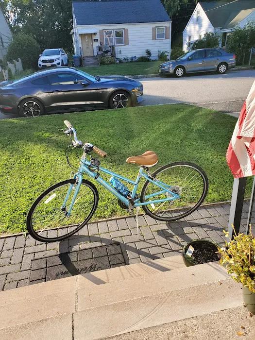 Clinton Bicycle Shop LLC Picture 10