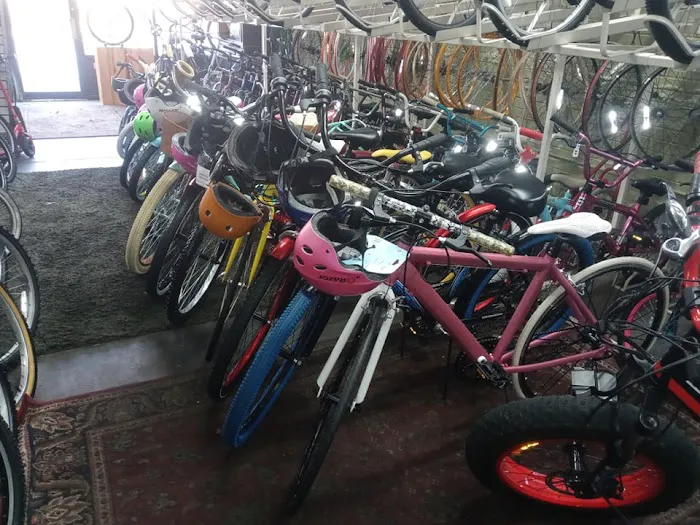 Freedom City Bike Club Picture 3