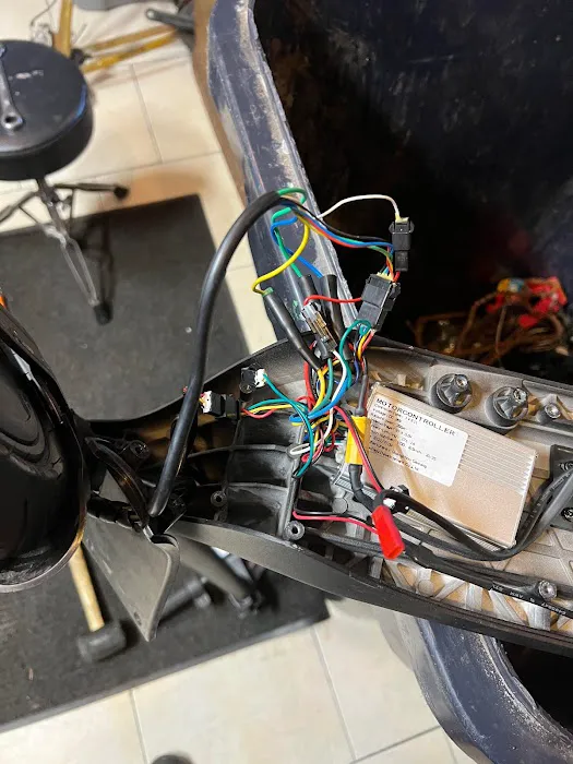 Joe's Electric Bike & Scooter Repair Picture 9