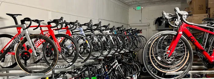 NB CYCLING BIKE SHOP Picture 4