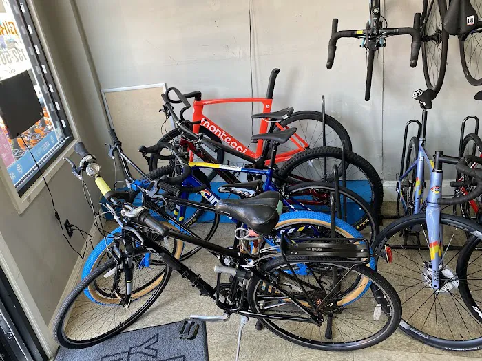 NB CYCLING BIKE SHOP Picture 9