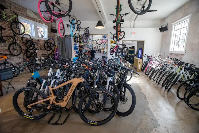 Highlander Bicycle Company Picture 9