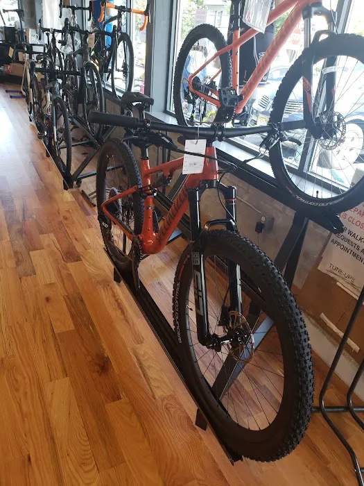 Montclair Bikery Picture 10