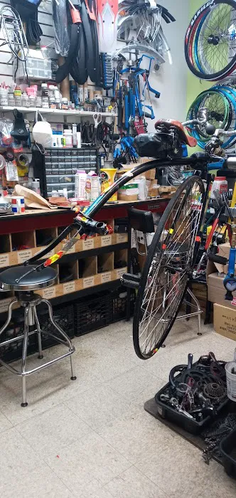 NYC Bicycle Shop Picture 8