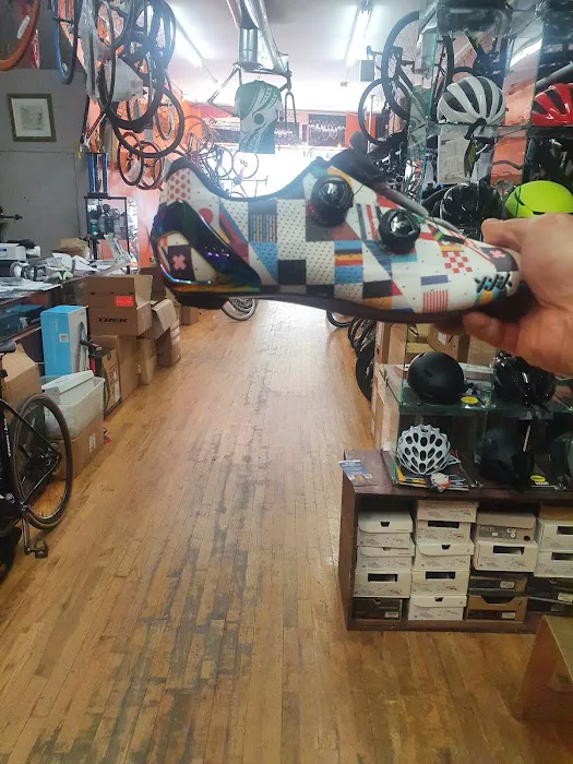 Verrazano Bicycle Shop Picture 2