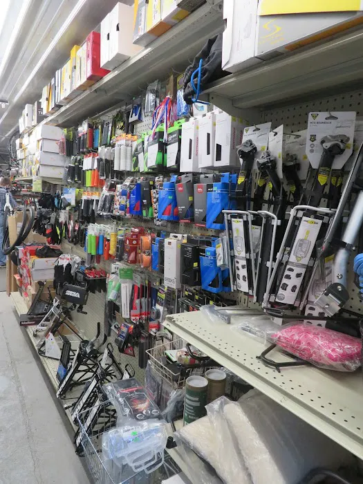 Merv's Bike Shop Picture 2