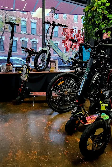 Edgewares Customs EBike Scooter - Best Electric Repair & Segway Service Picture 5