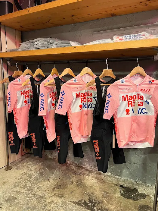Maglia Rosa NYC Picture 7