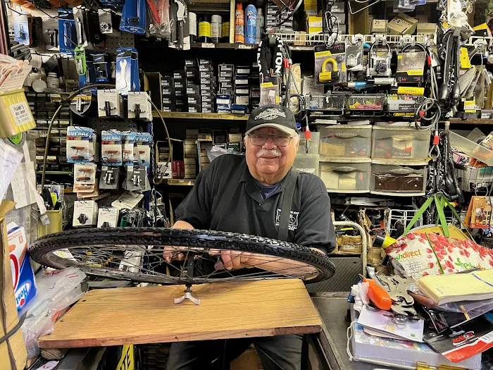 Frank's Bike Shop Picture 6