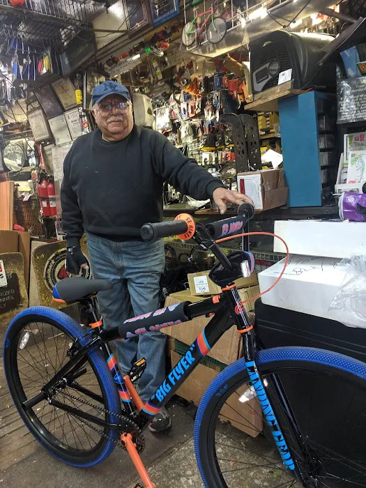 Frank's Bike Shop Picture 10