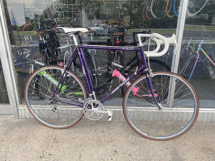 Elmwood Bicycles Picture 7