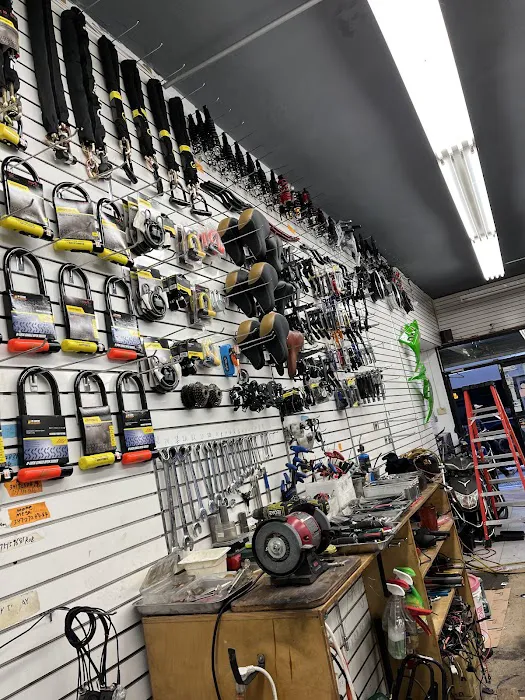 Fly E-Bike Brooklyn- Flatbush Picture 4