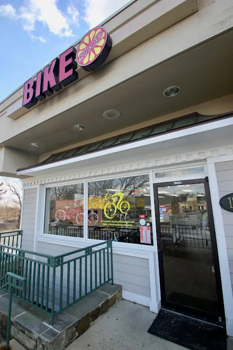 Oscar's Bike Shop Picture 5