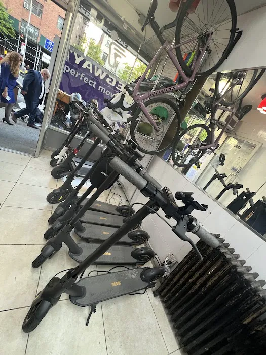 NYC Bike & Scooter Shop Picture 3