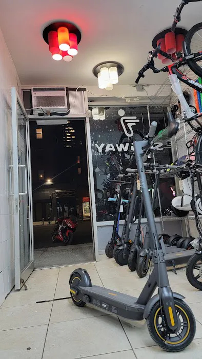 NYC Bike & Scooter Shop Picture 6