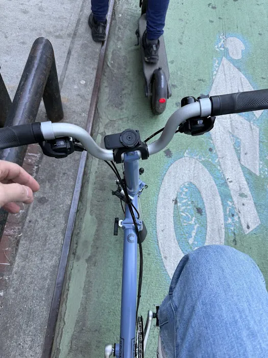 Bfold Folding Bicycles. Brompten bikes Picture 4