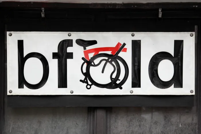 Bfold Folding Bicycles. Brompten bikes Picture 7