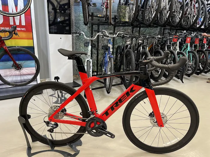 Trek Bicycle Stuyvesant Town Picture 7