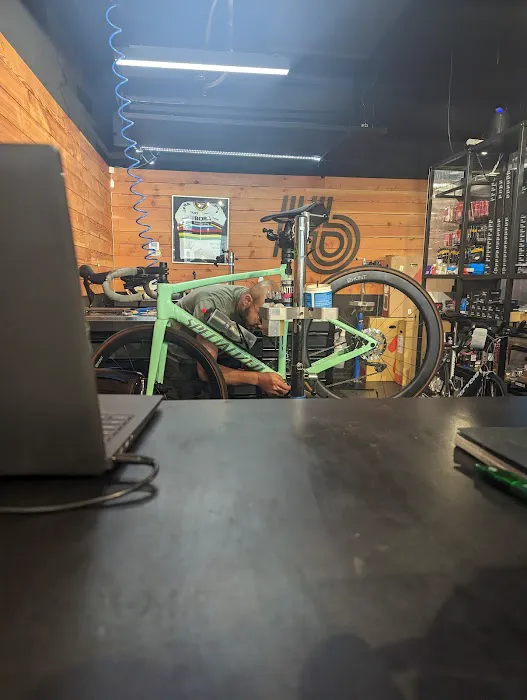 Hilltop Bicycles NYC - Williamsburg Picture 6