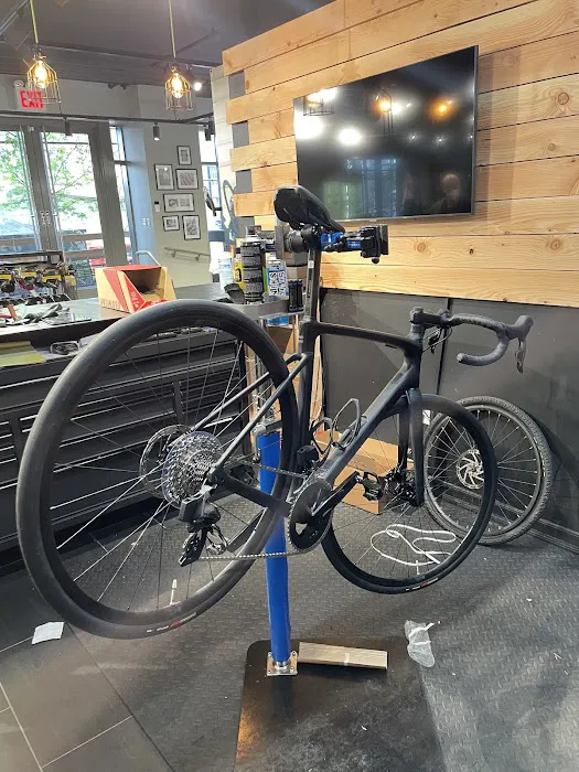 Hilltop Bicycles NYC - Williamsburg Picture 9