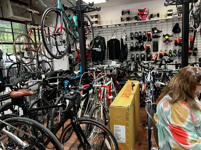 Conrad's Bike Shop Picture 2