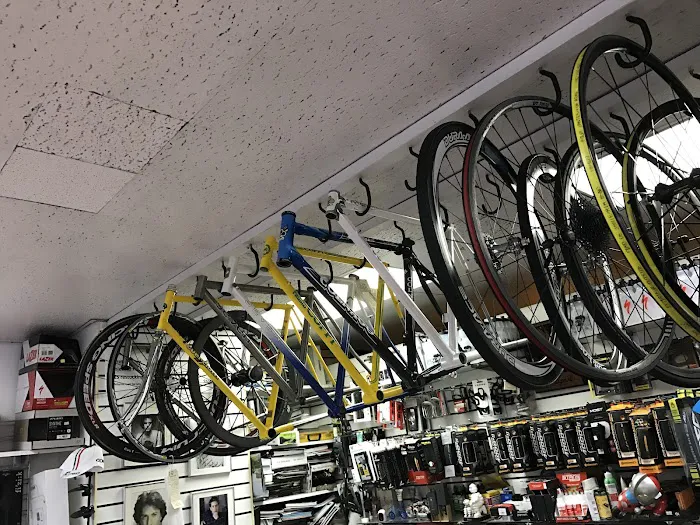Conrad's Bike Shop Picture 5