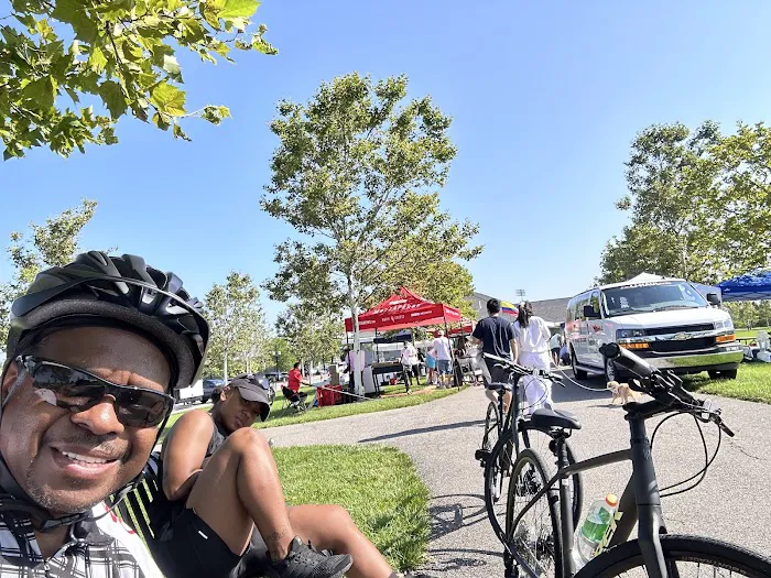 Trek Bicycle Closter Picture 9