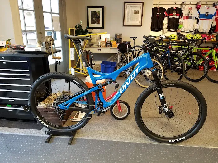 Plum Grove Cyclery Picture 1