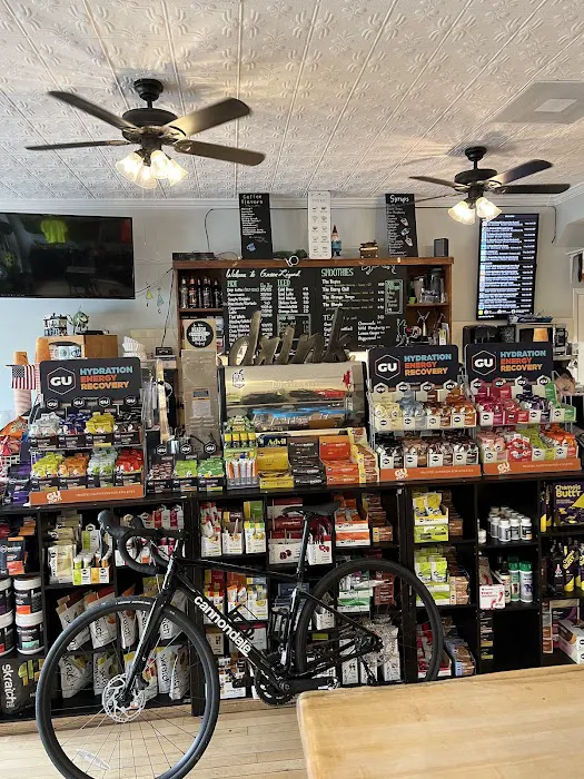Green Lizard Cycling Picture 7