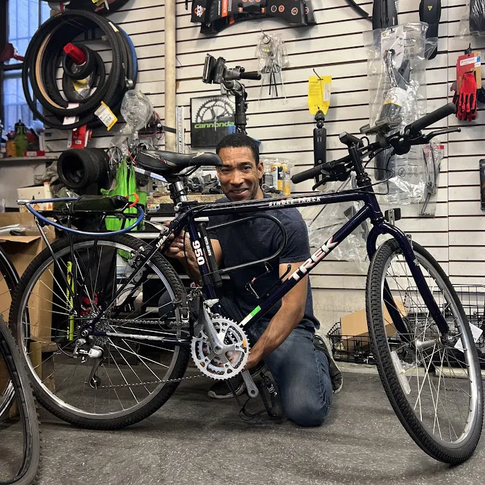 Innovation Bike Shop Picture 4