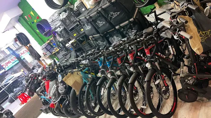Fly E-Bike Columbus Ave Picture 1