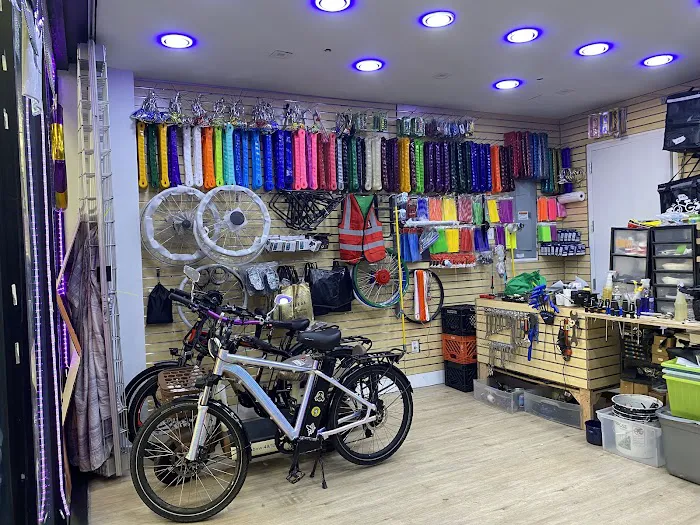 Mr Angel E-bikes shop ll Picture 4