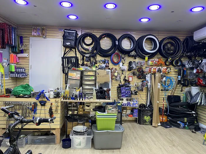 Mr Angel E-bikes shop ll Picture 2