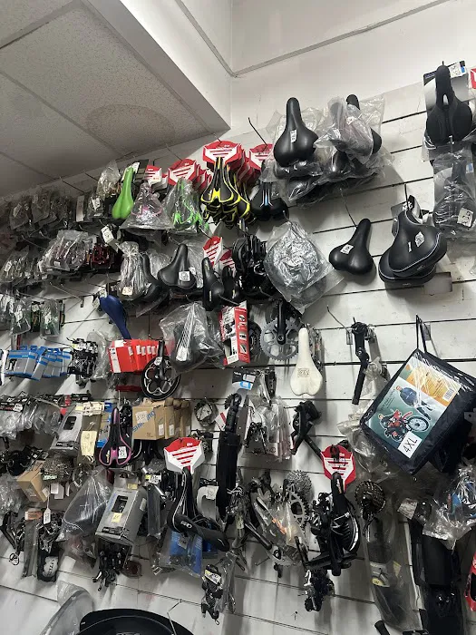Rajels Bikes & Scooters Picture 1